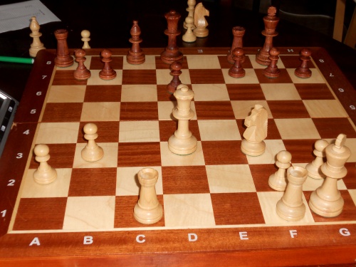 Rozstawiona składana szachownica